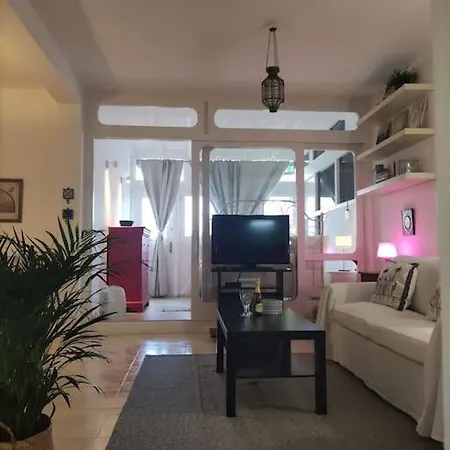 Casa Con Jardin Apartment *