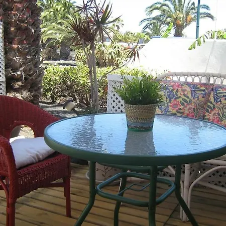 Casa Con Jardin Costa Teguise